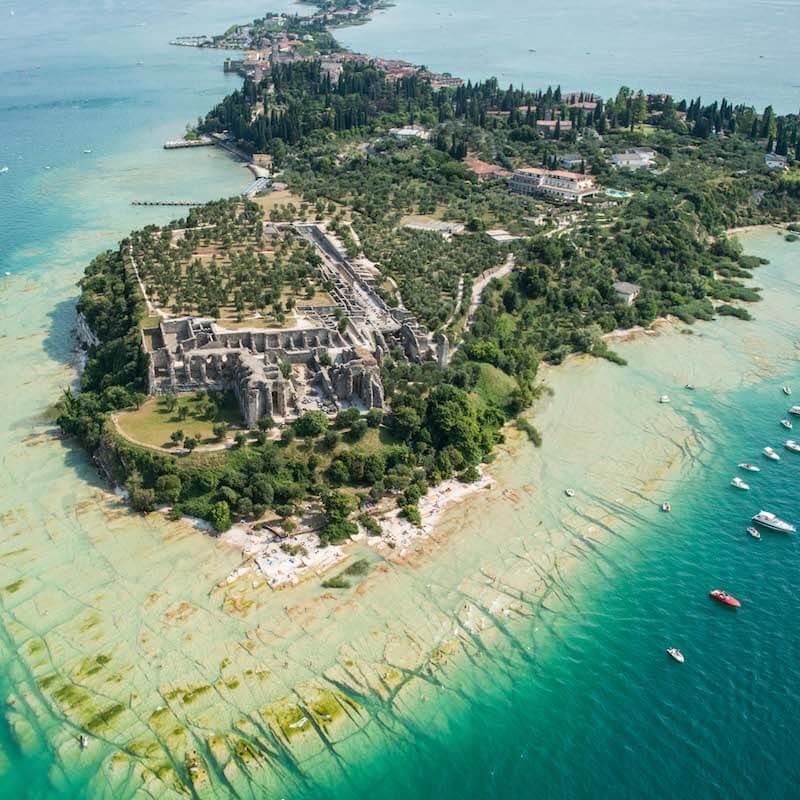 BOAT TRANSFER+TOUR TO SIRMIONE CENTER (ONE WAY)